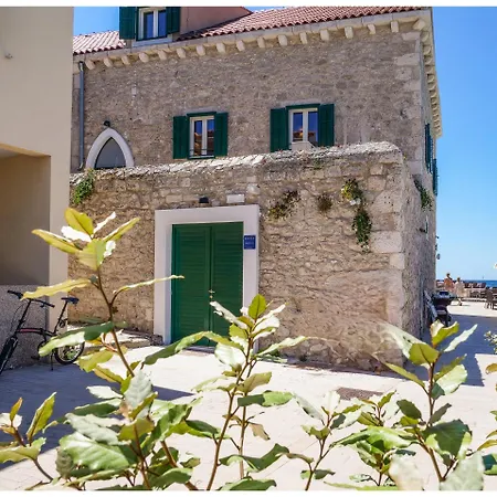 Apartamento Fenc Primošten