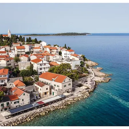 Fenc Apartamento Primošten