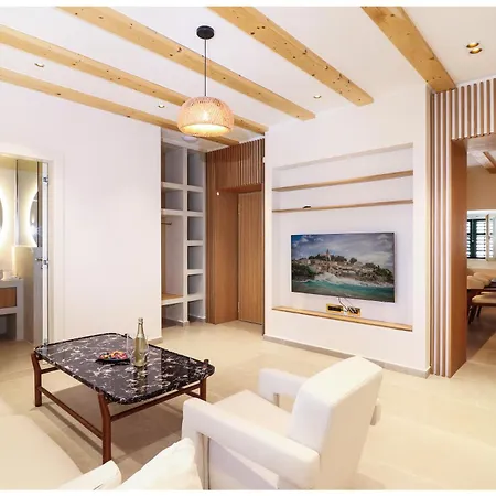 Apartment Fenc